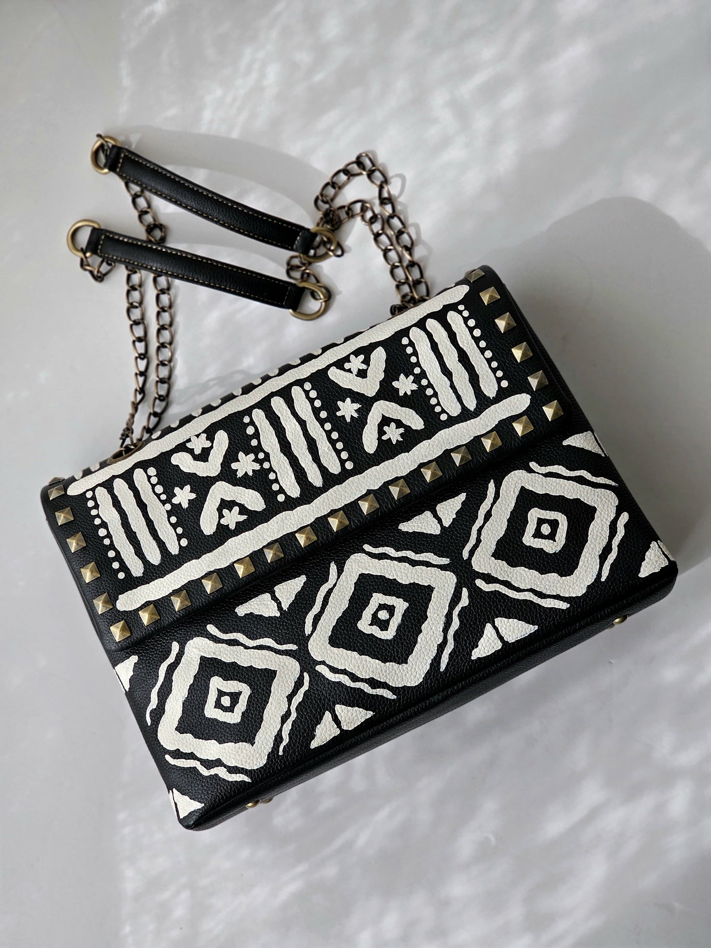 Rectangular Leather Bag with Chain Black Base With White