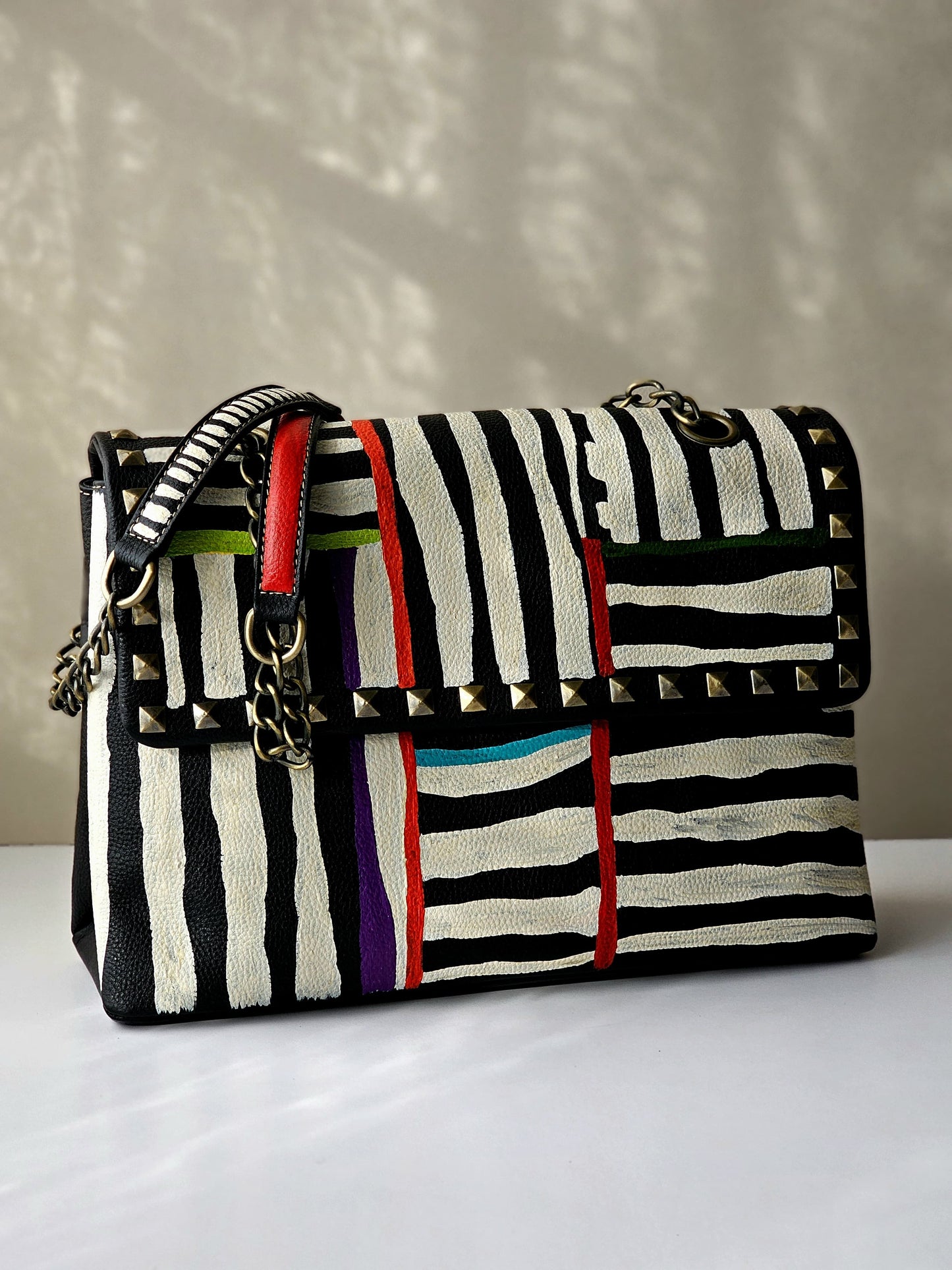 Rectangular Leather Bag with Chain Zebra Black Base