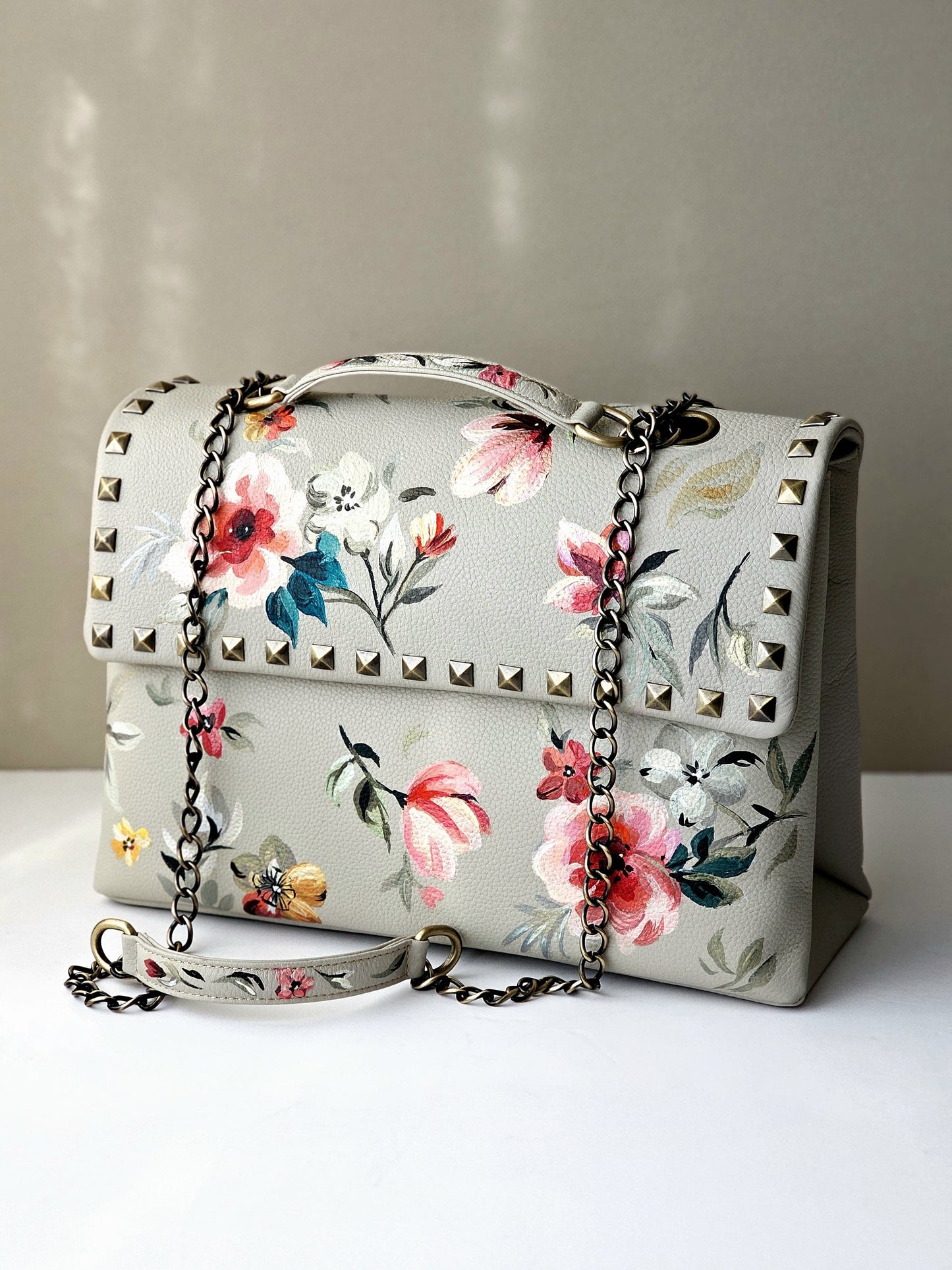 Rectangular Leather Bag with Chain Beige Base With Flowers