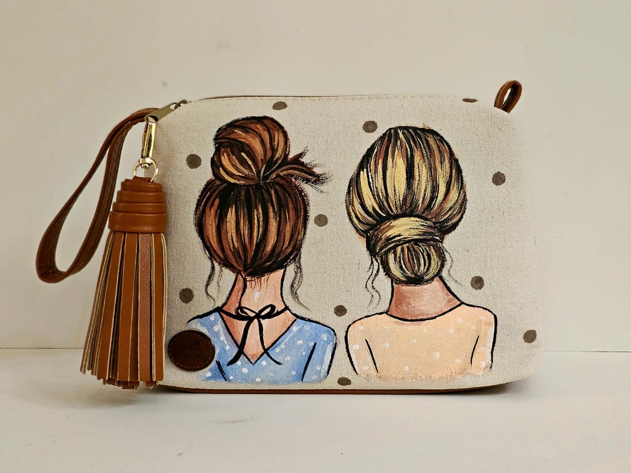 Gogo Clutch Sisters
