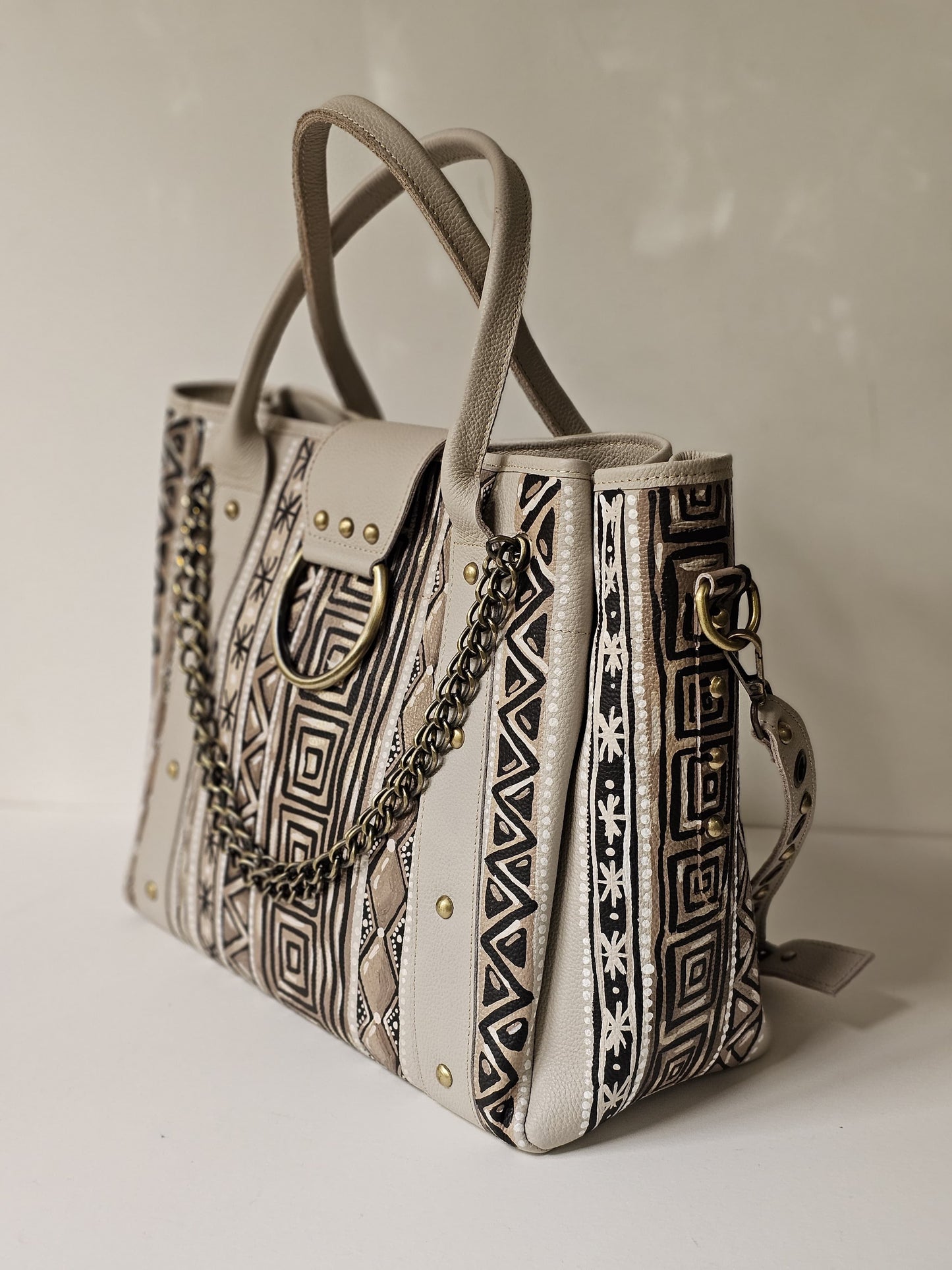 Leather Bag with Ring Beige X Brown X Black