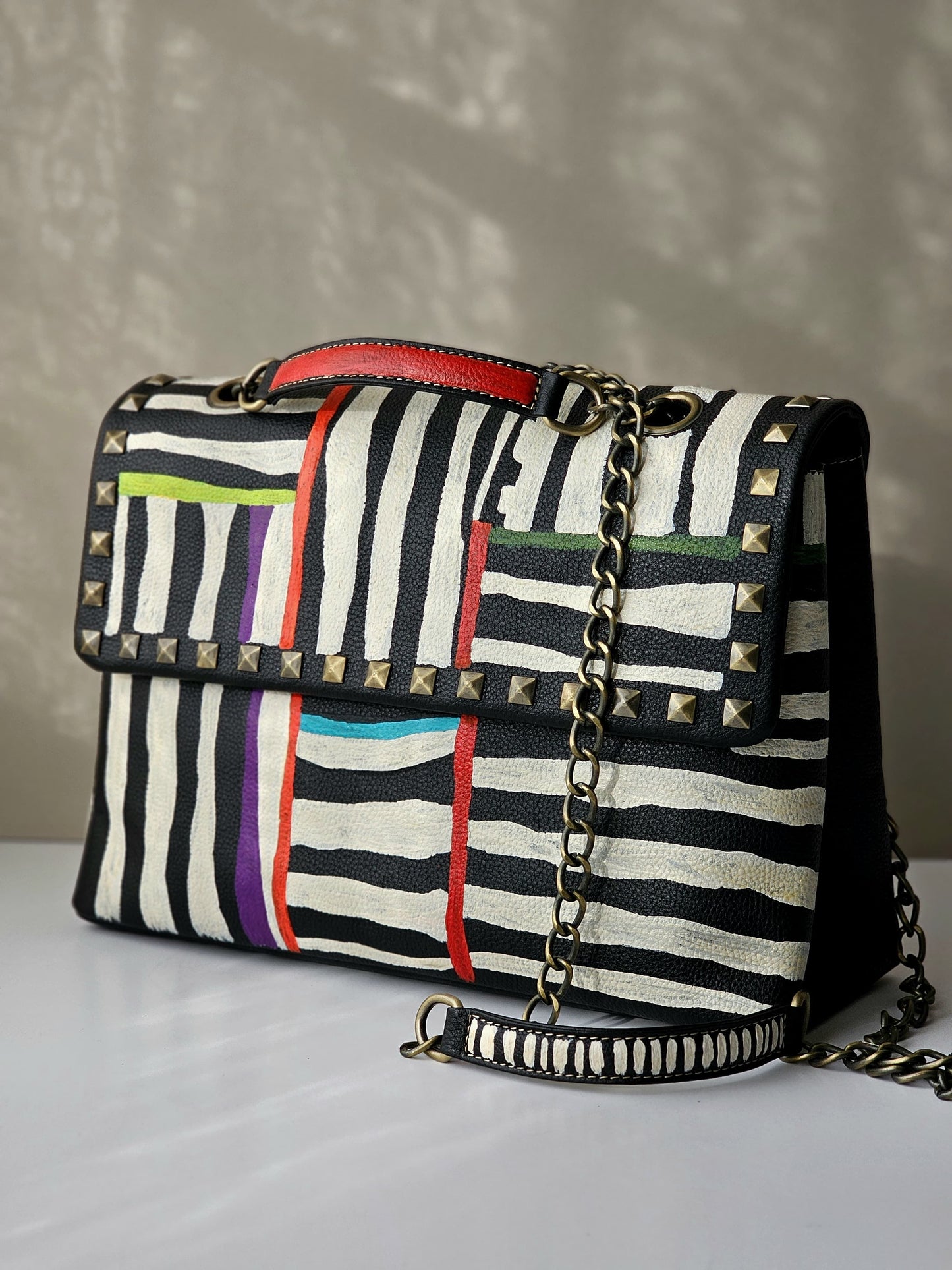 Rectangular Leather Bag with Chain Zebra Black Base