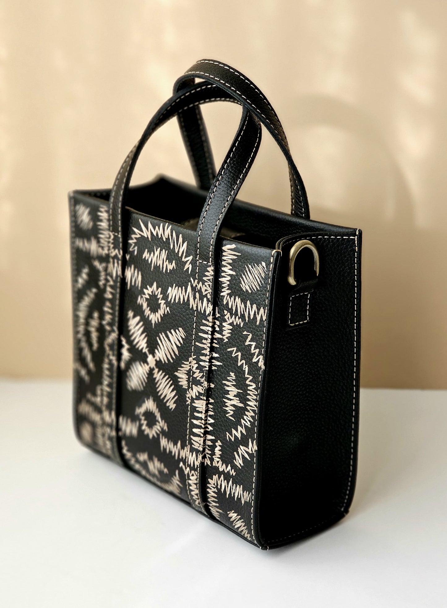 Mini Tote Bag Black Base X Beige