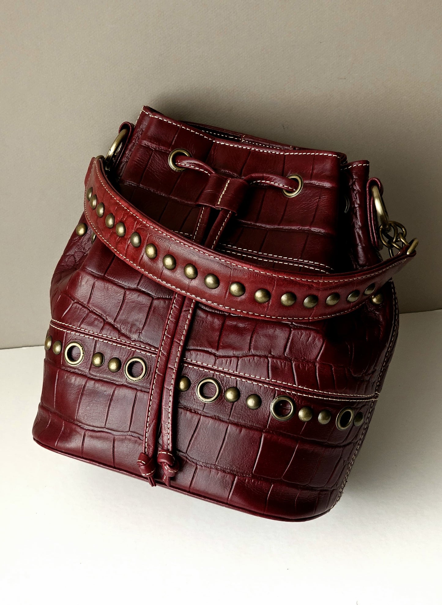 Bucket with studs Bucket 3