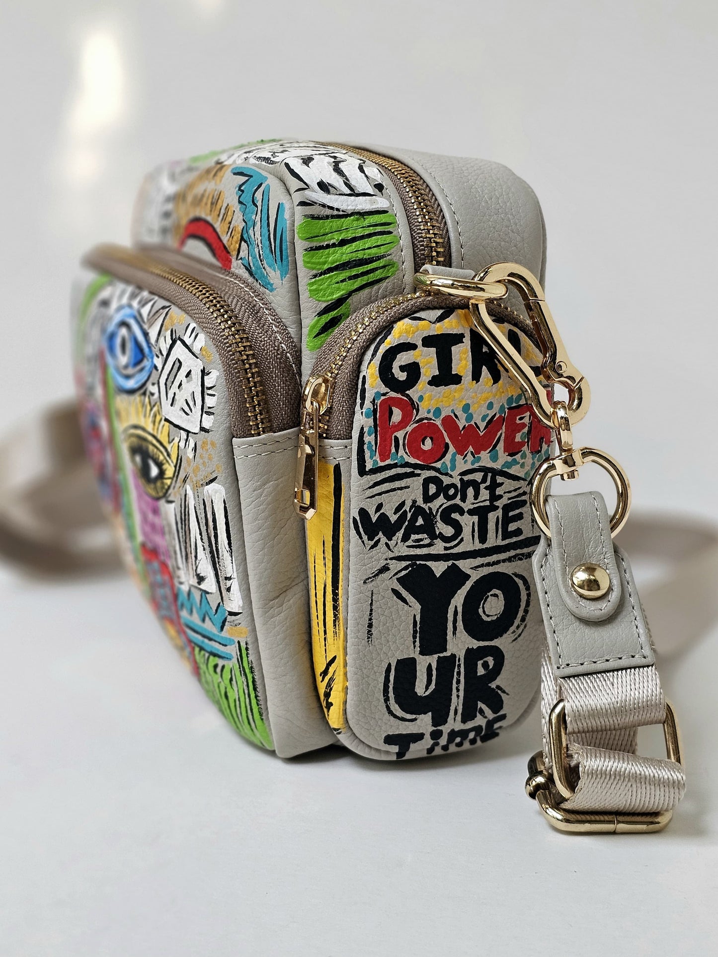 Leather Cross Bag Beige X Multicolor