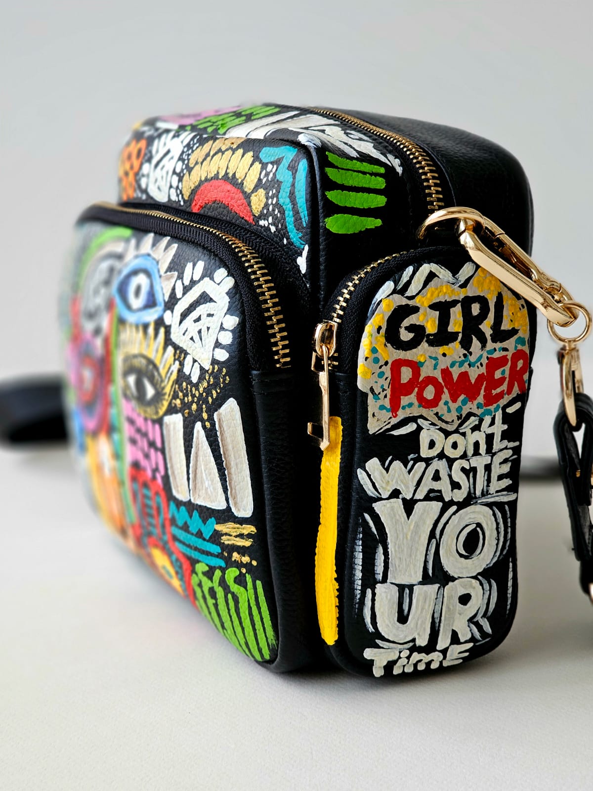 Leather Cross Bag Black X multicolor