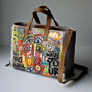 Beige Tote Bag X Colorful Eyes