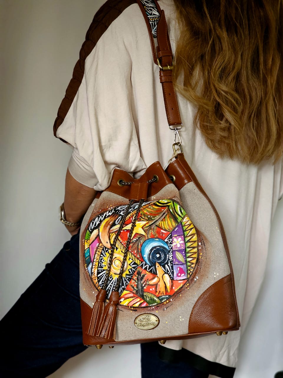 Big Bucket Beige X Multi Designs