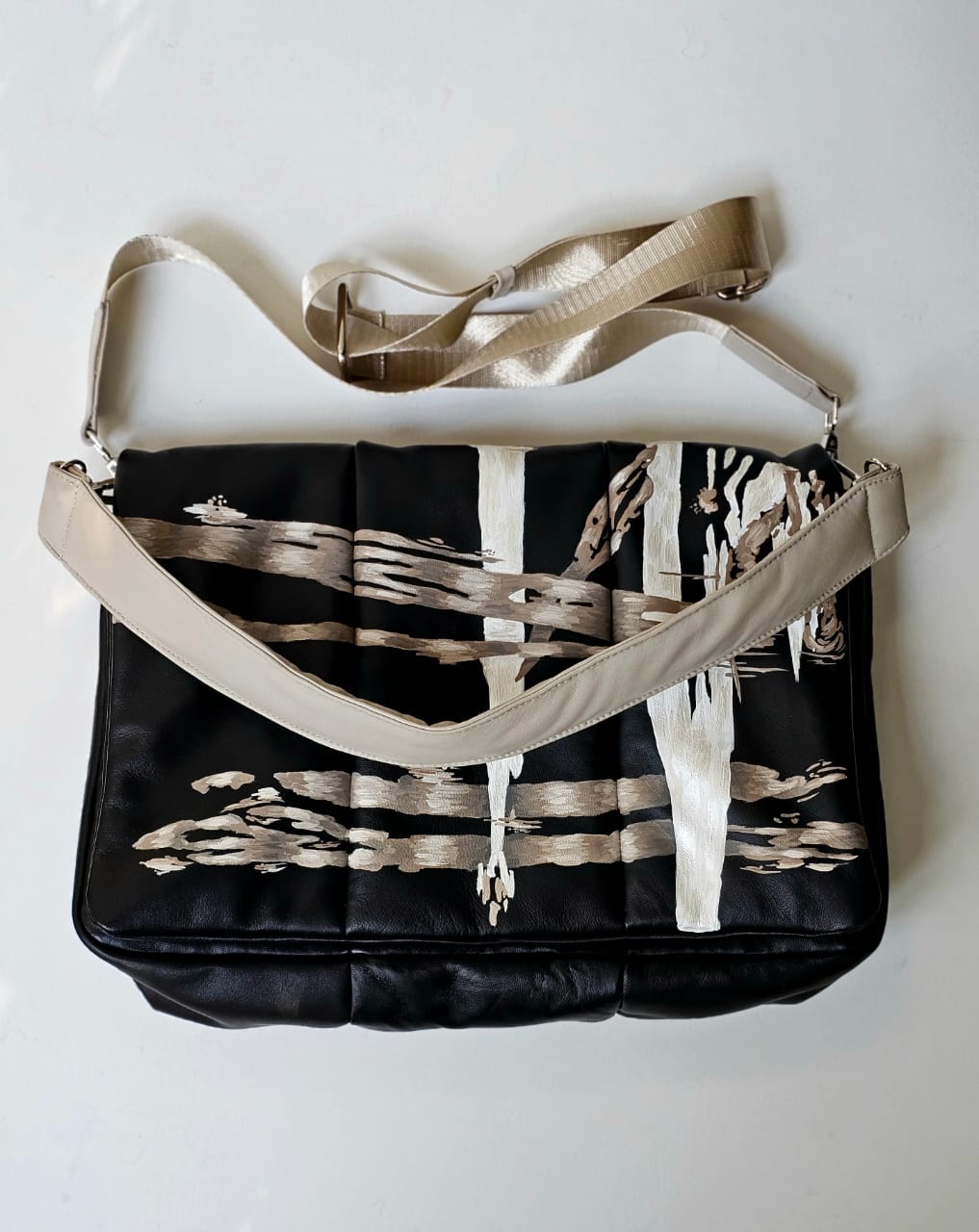Bold leather Black X Beige Stripes