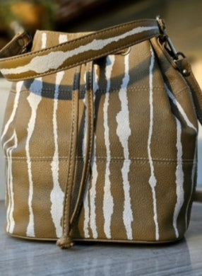 Mustard Bucket Bag X Beige Lines