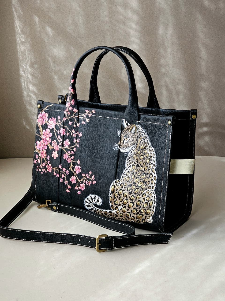 Leather Tote Bag Black X Leopard Blossom