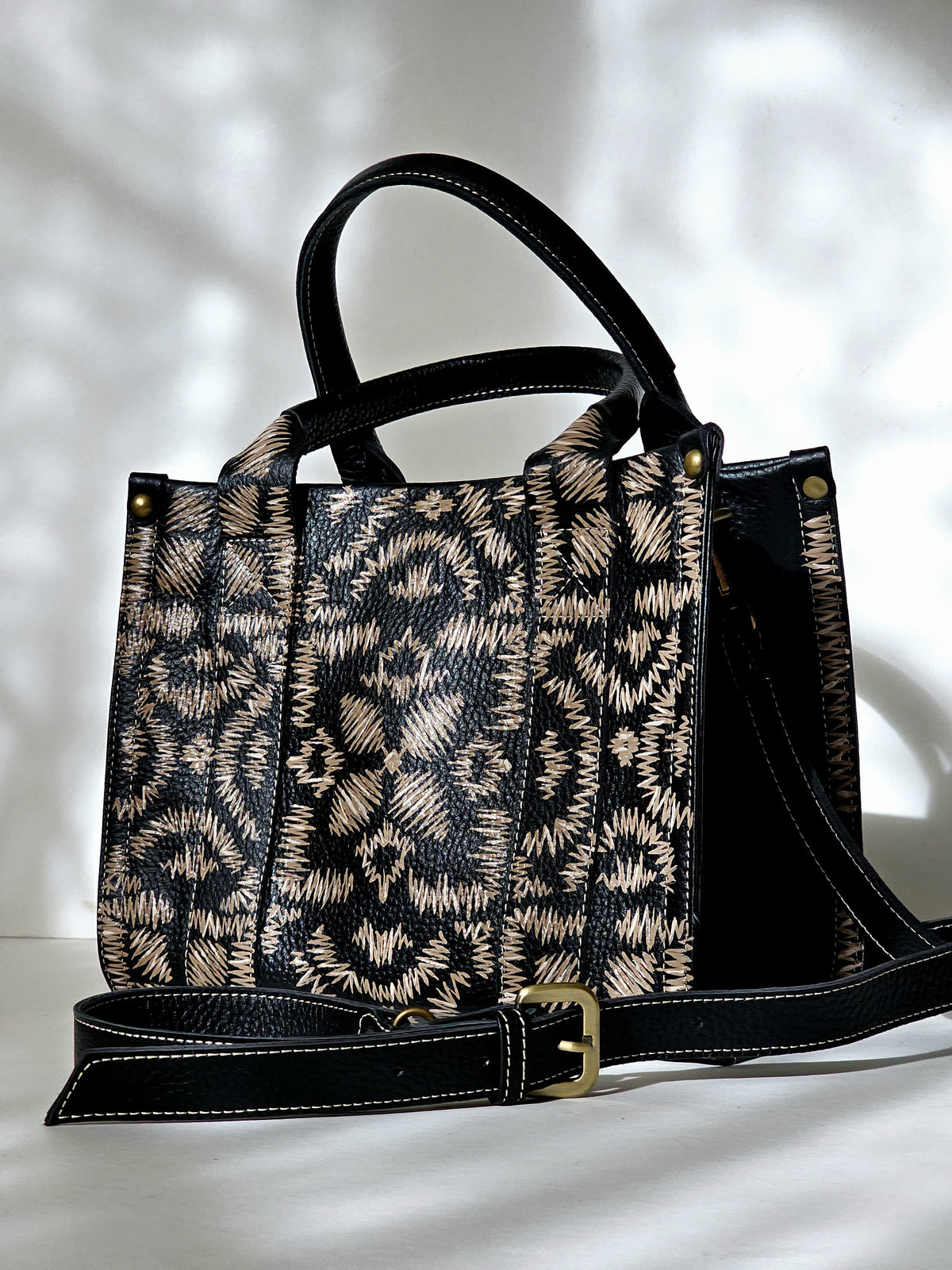 Medium Tote Bag X Wild Stitch