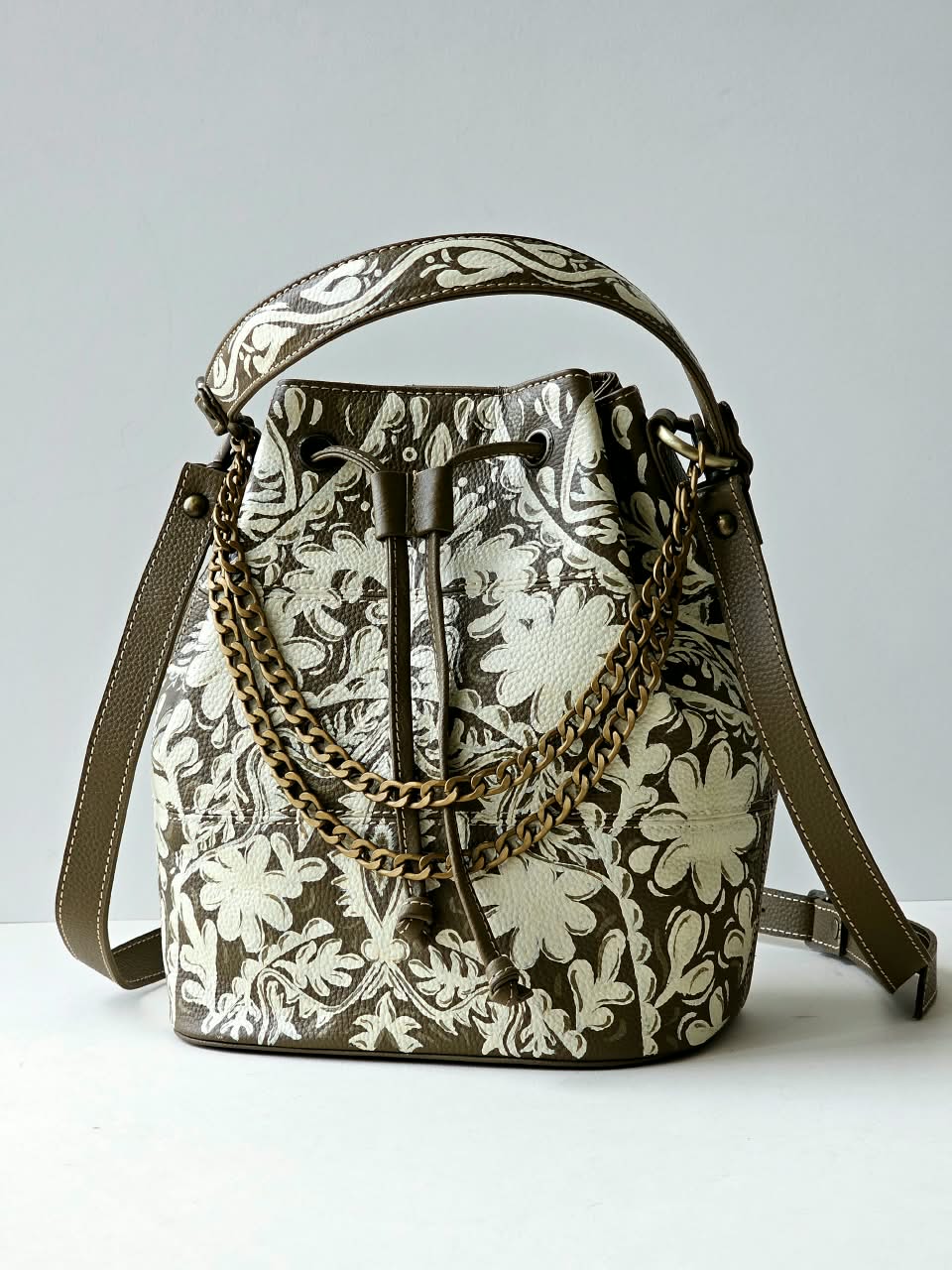 Leather Bucket X Vintage Bloom