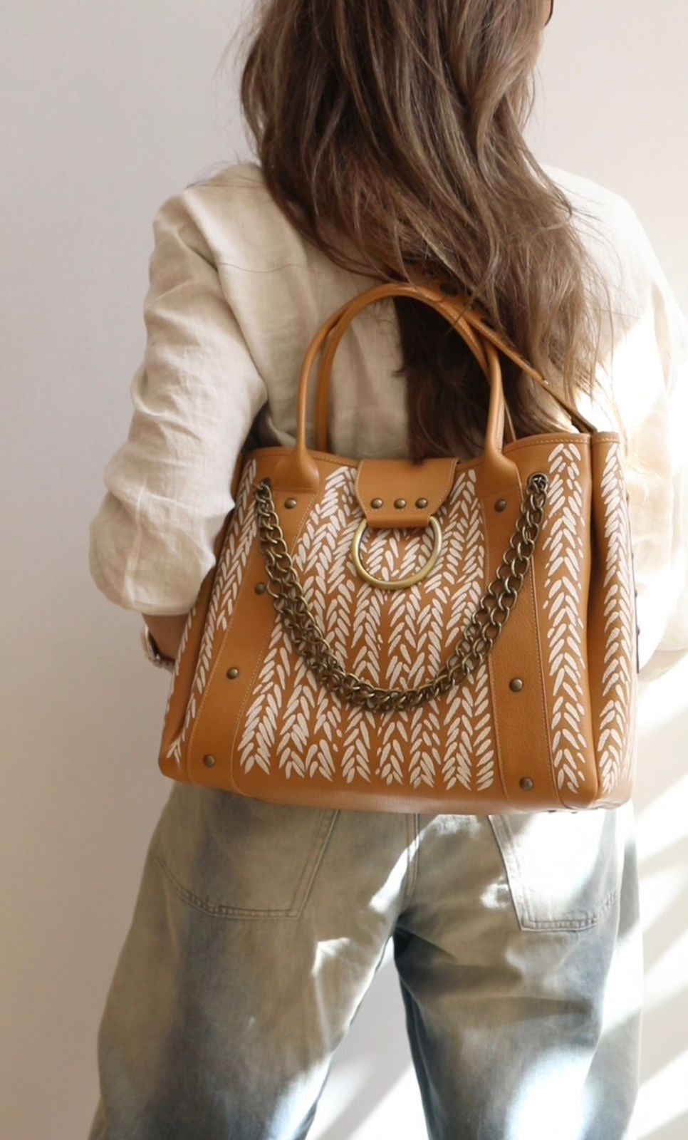 Leather Bag with Ring Havan X Feathers – Simplicity Gallery