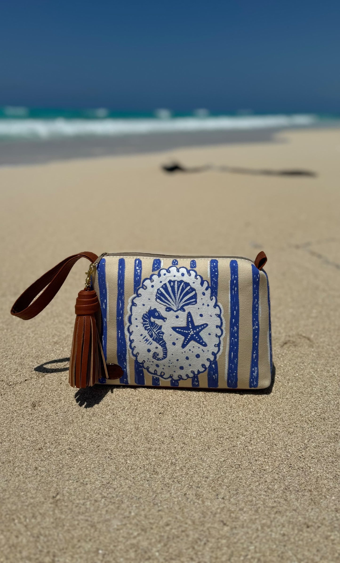 Gogo Summer Clutches