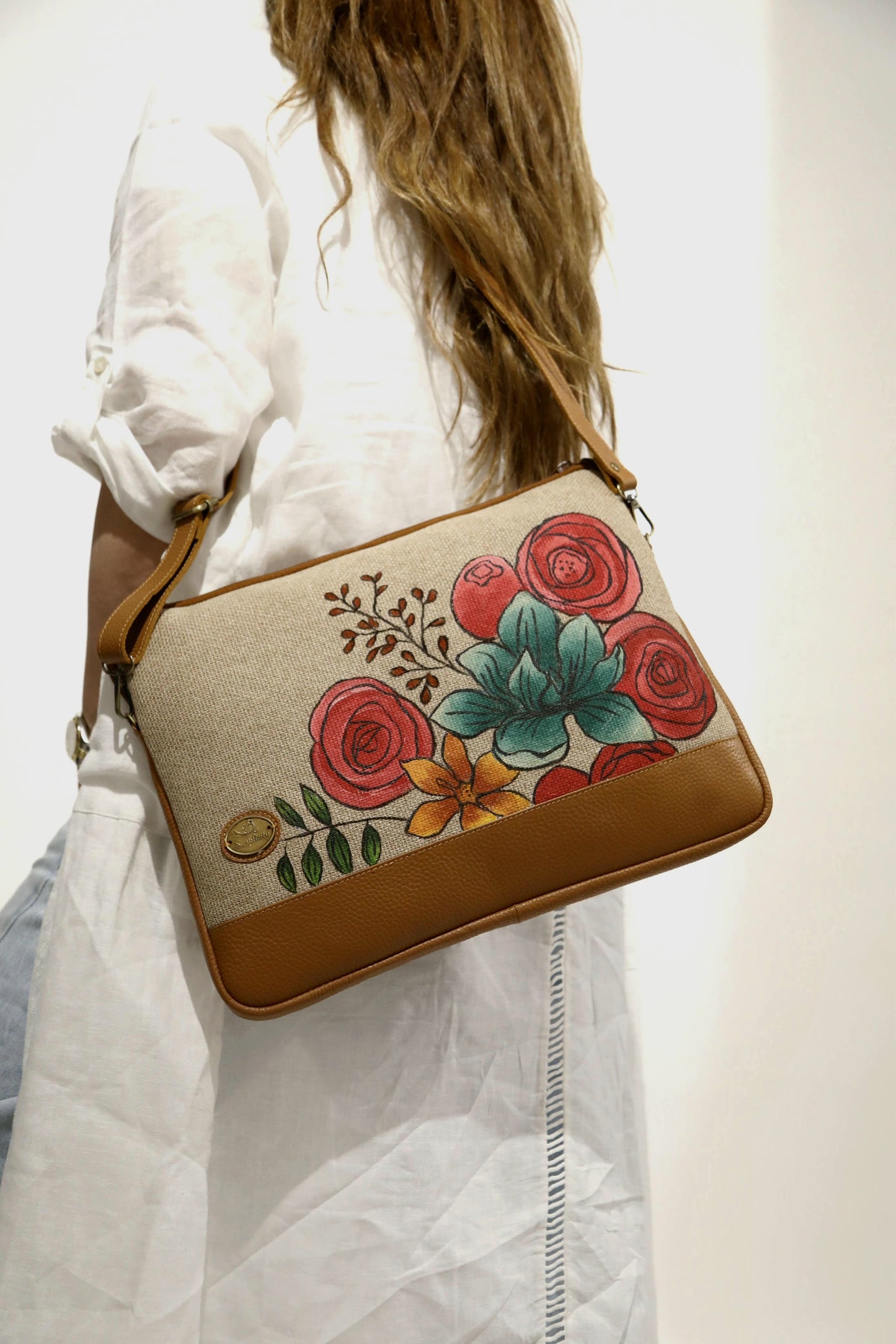 Laptop Sleeve Beige X Flowery Design