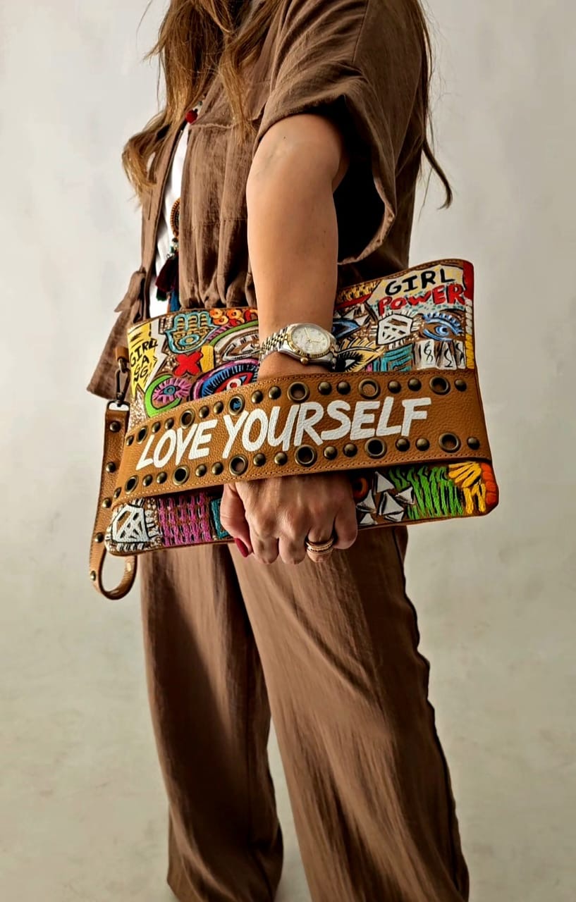 Studs Clutch Havan X Love Yourself
