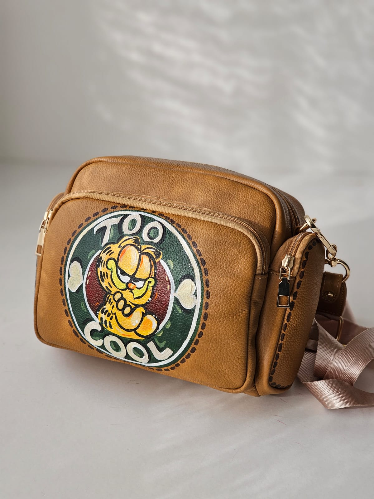 Leather Cross Bag X Garfield