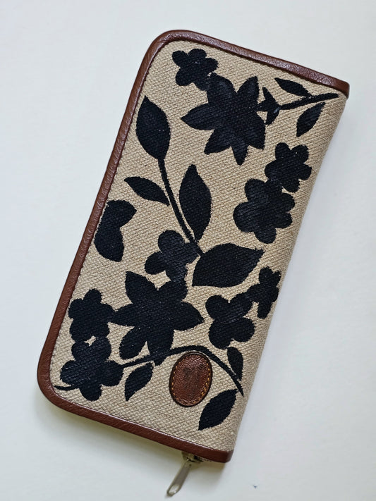 Fabric Wallets Beige Base X Black Flowers