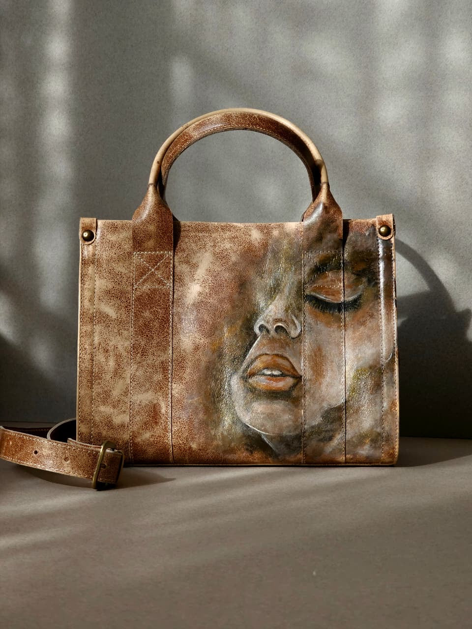 Medium Tote Bag X Copper Muse