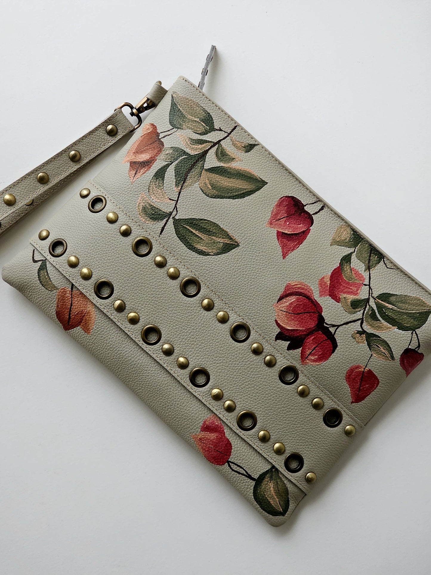 Studs Clutch X Pink Florals