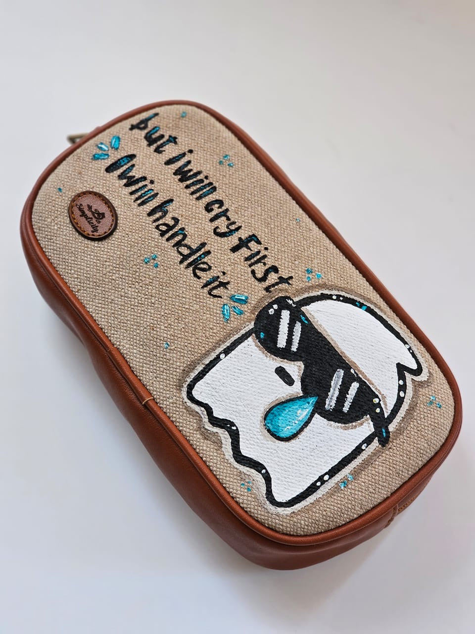 Pencil Case X Handle it