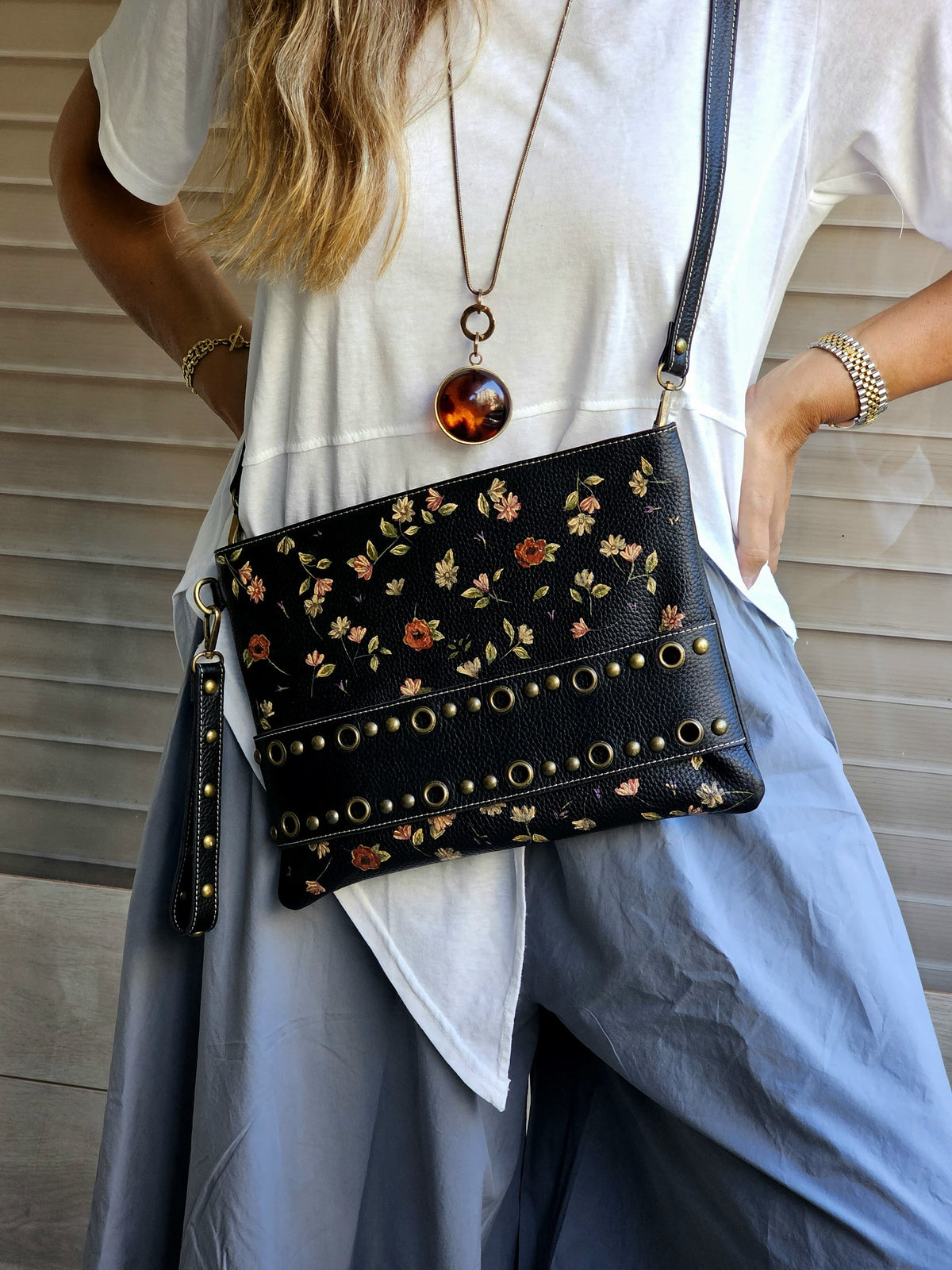 Studs Clutch X Midnight Bloom