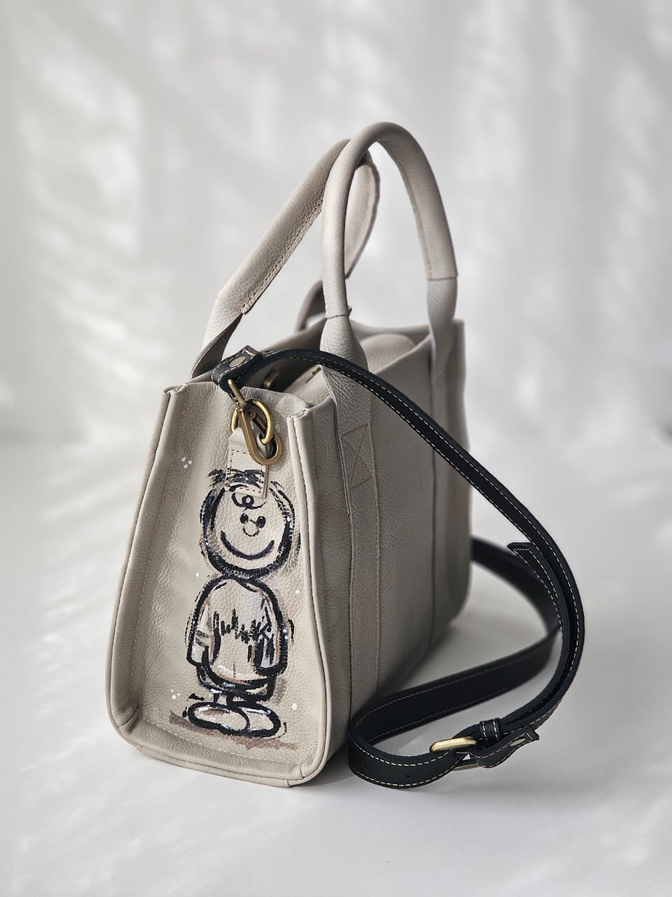 Medium Tote Bags