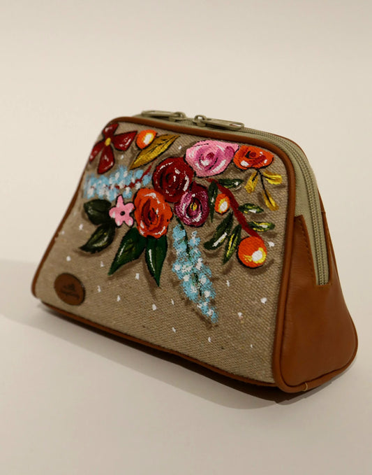 Makeup Pouch Beige X Flowers Design