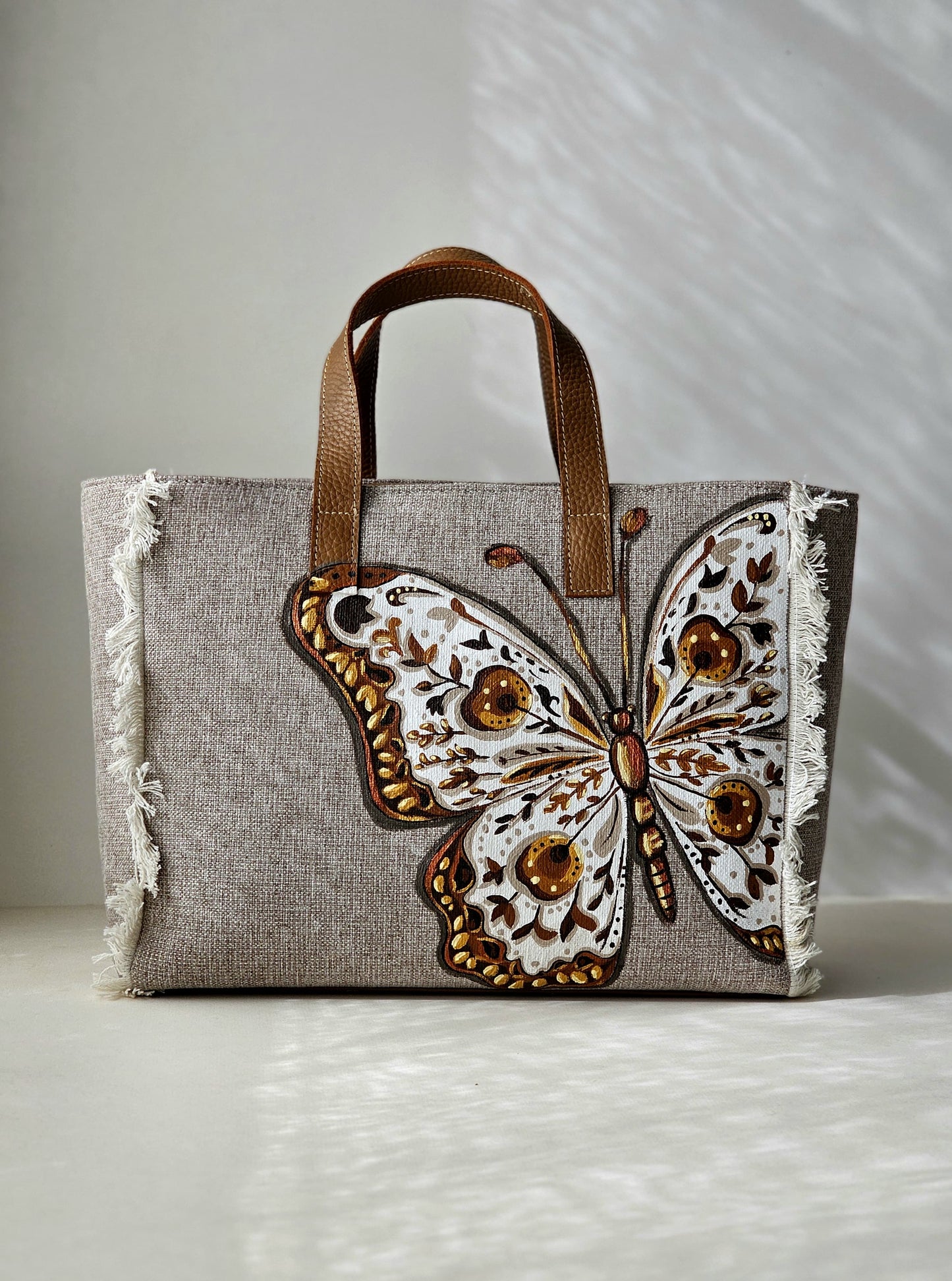 Beige Tote Bag X Butterfly