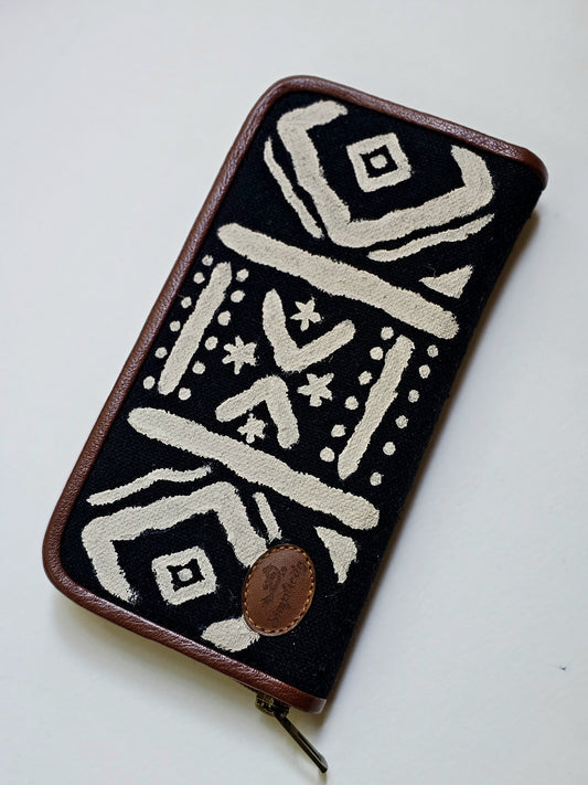 Fabric Wallets Black Base X White