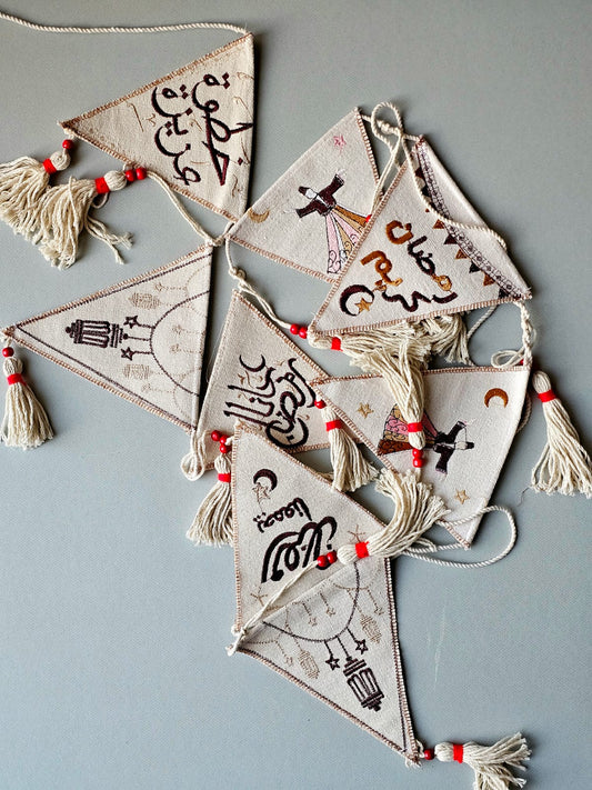 Hanging Deco X Red Beads