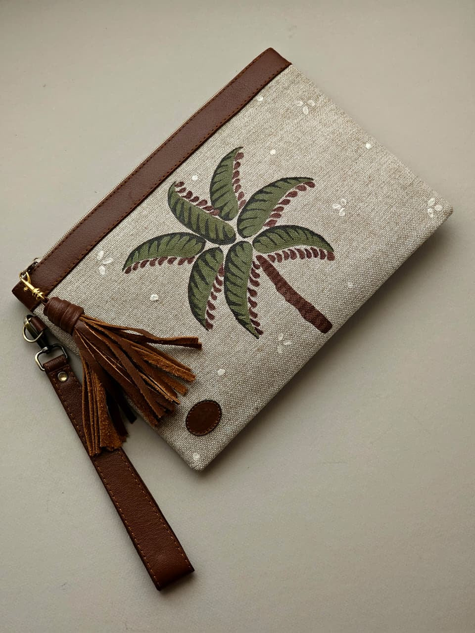 Summer Hand Clutches