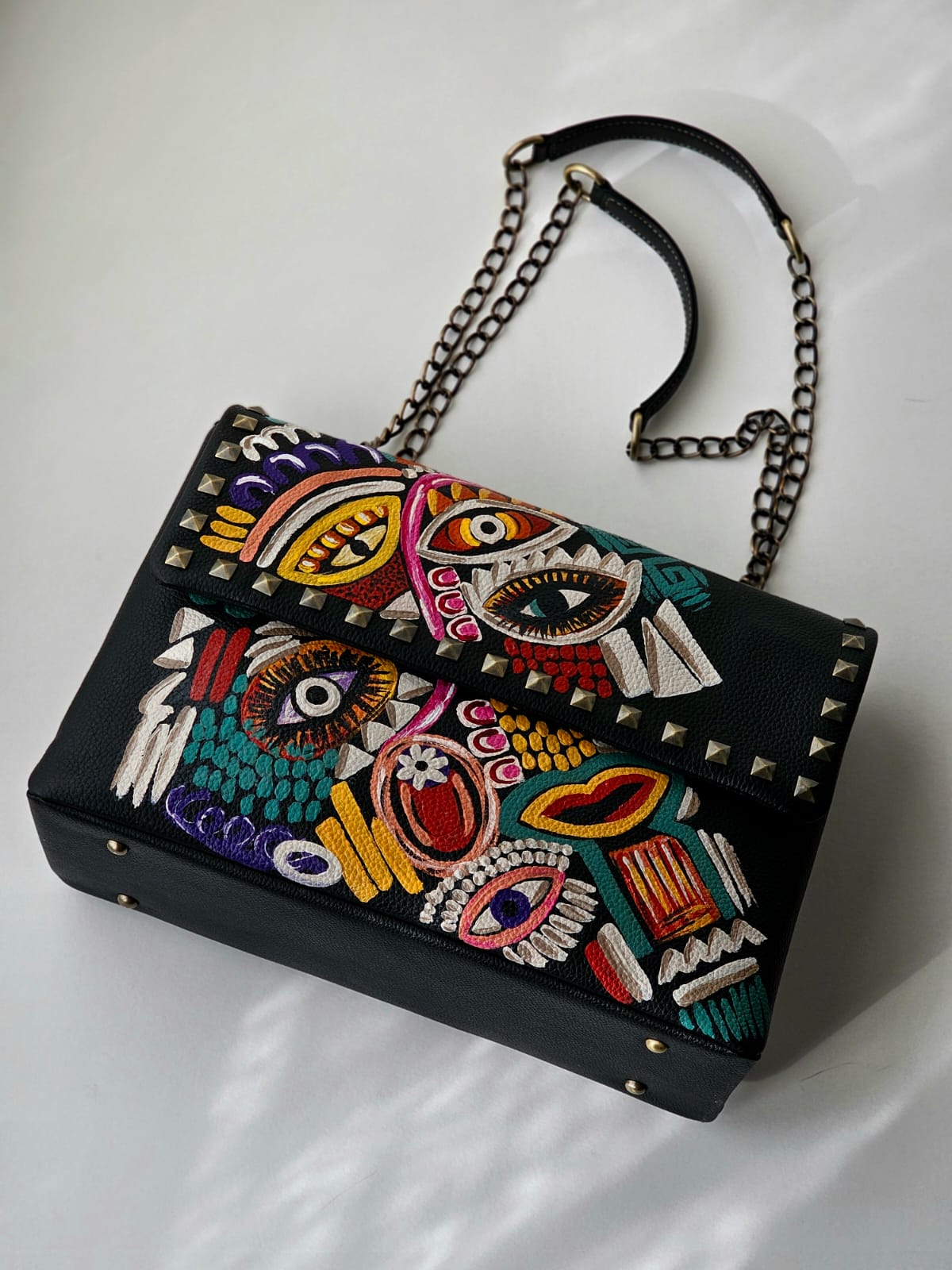 Rectangular Bag with Chain Black Base Eyes Design