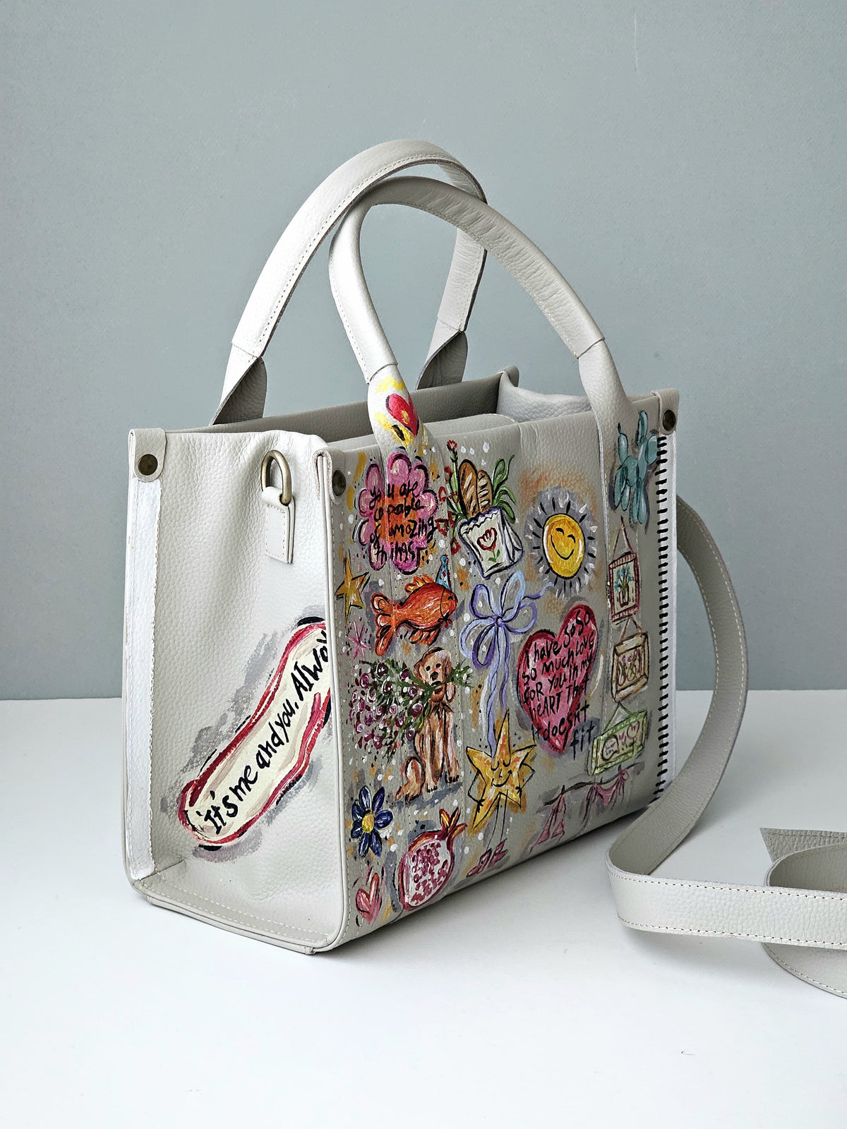 Medium Tote Bag X Happy Sketch