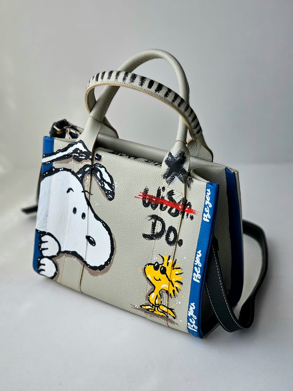 Medium Tote Bags
