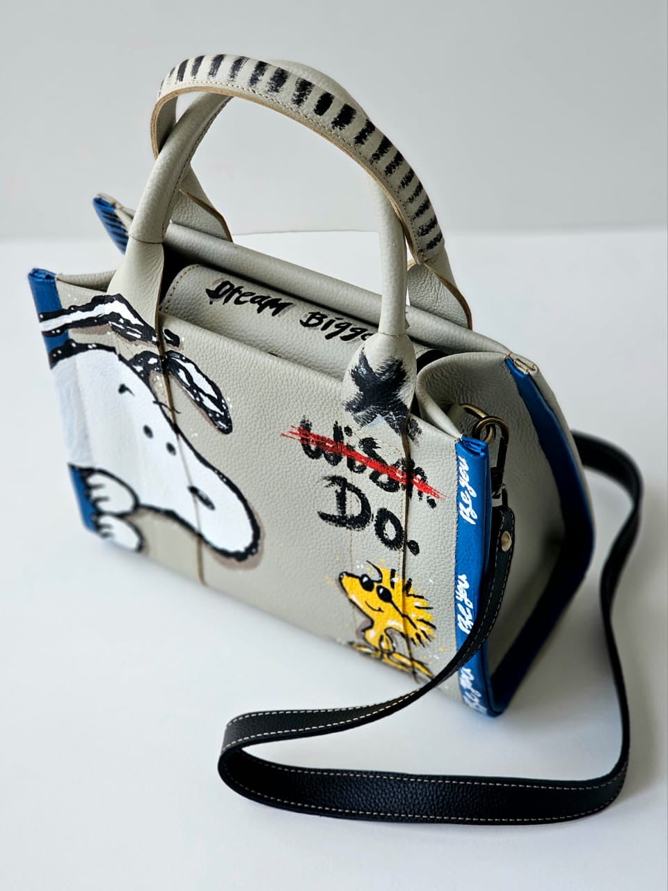 Medium Tote Bags
