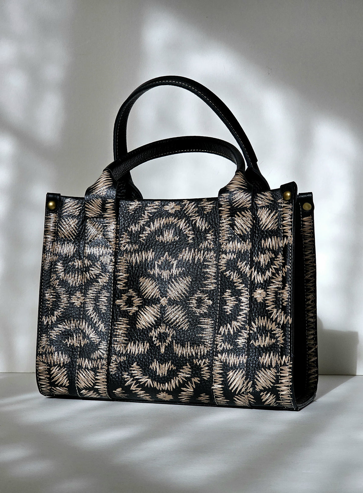 Medium Tote Bag X Wild Stitch
