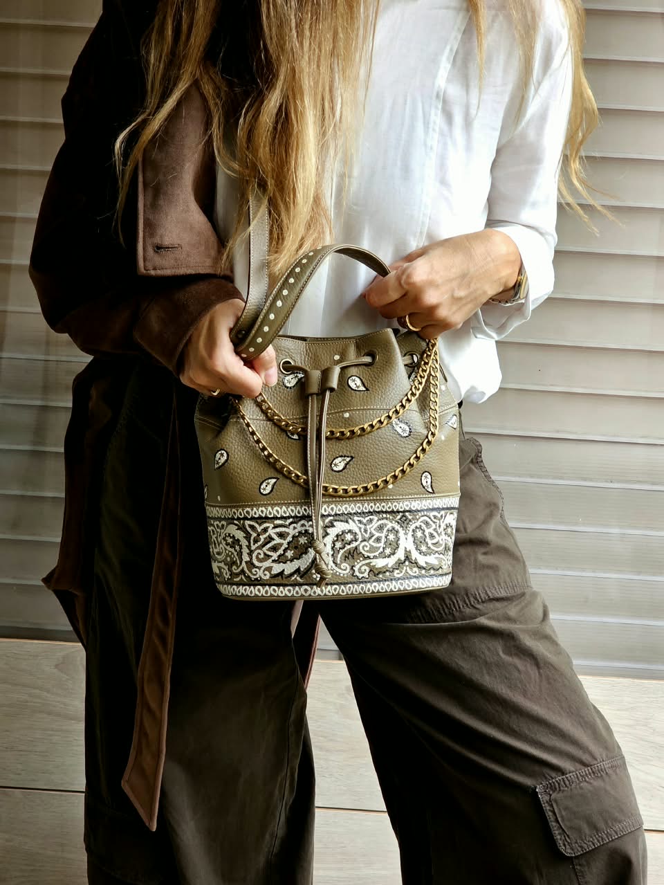Leather Bucket X Olive Heritage