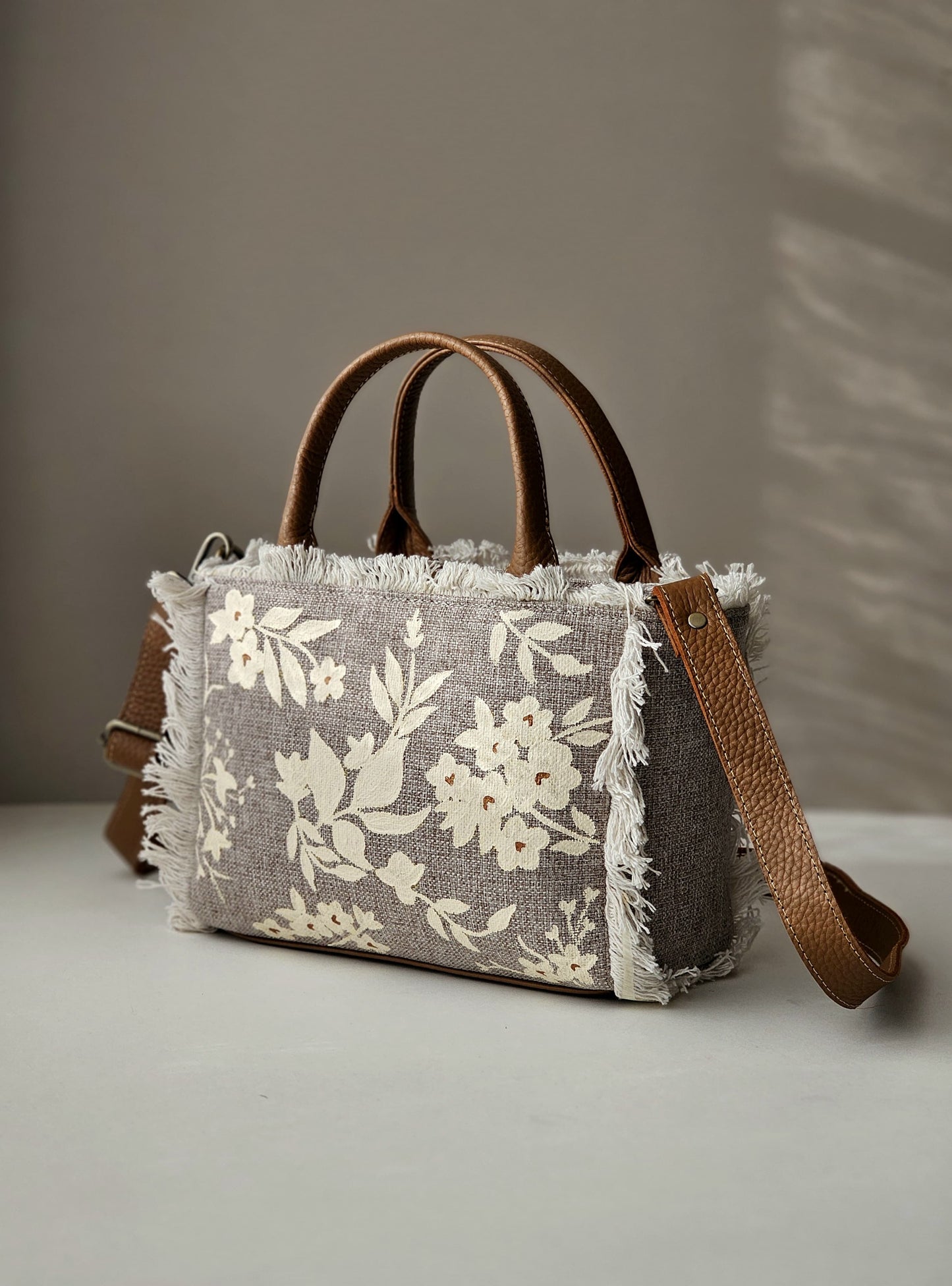 Offwhite Flowers