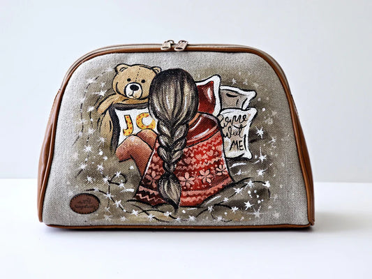 Makeup Pouch Beige X Lady With Braids
