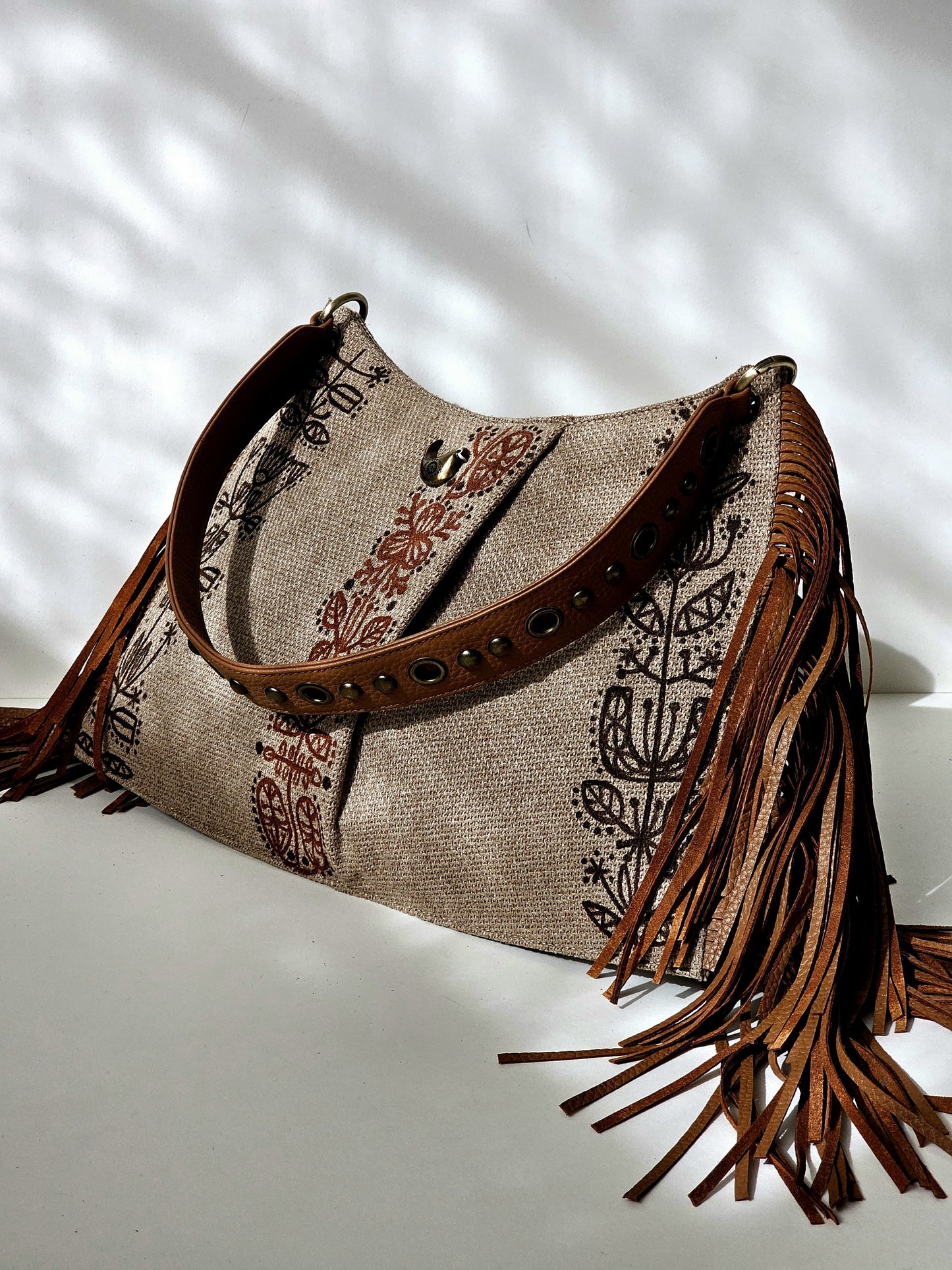 Shoulder Bag Side Fringes
