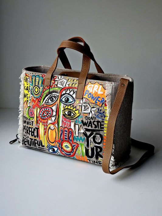 Beige Tote Bag X Colorful Eyes