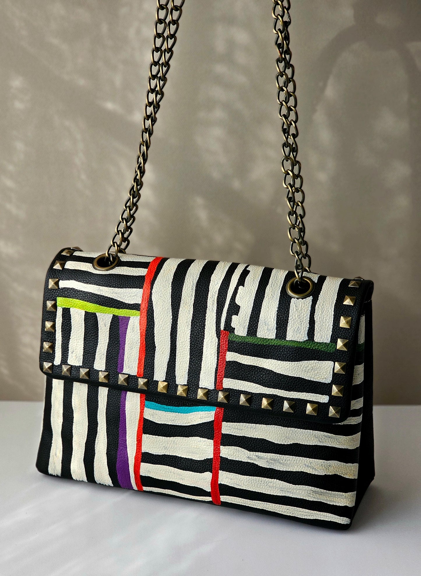 Rectangular Leather Bag with Chain Zebra Black Base