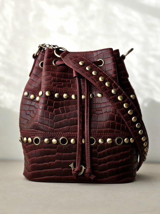 Bucket with studs Bucket 3