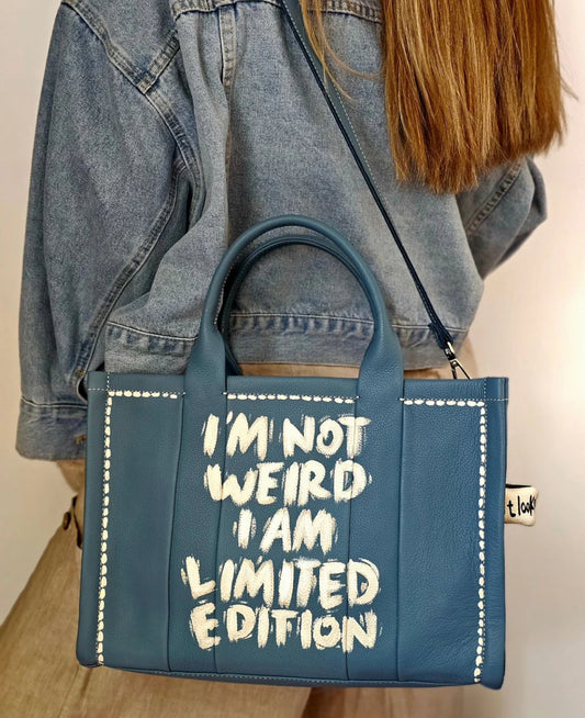 "I'm not weird I'm limited edition" Tote Bag Blue