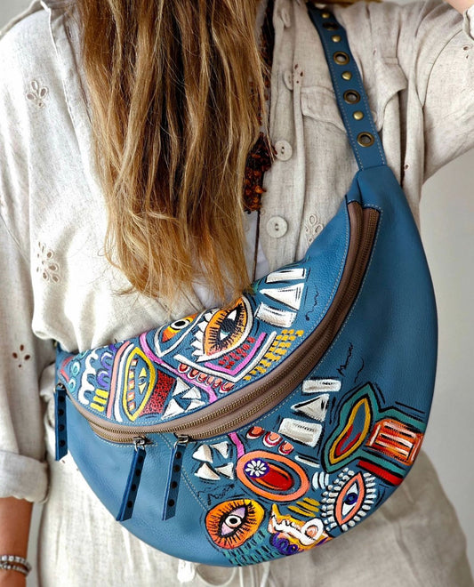 Leather Bumbag Light Blue Base