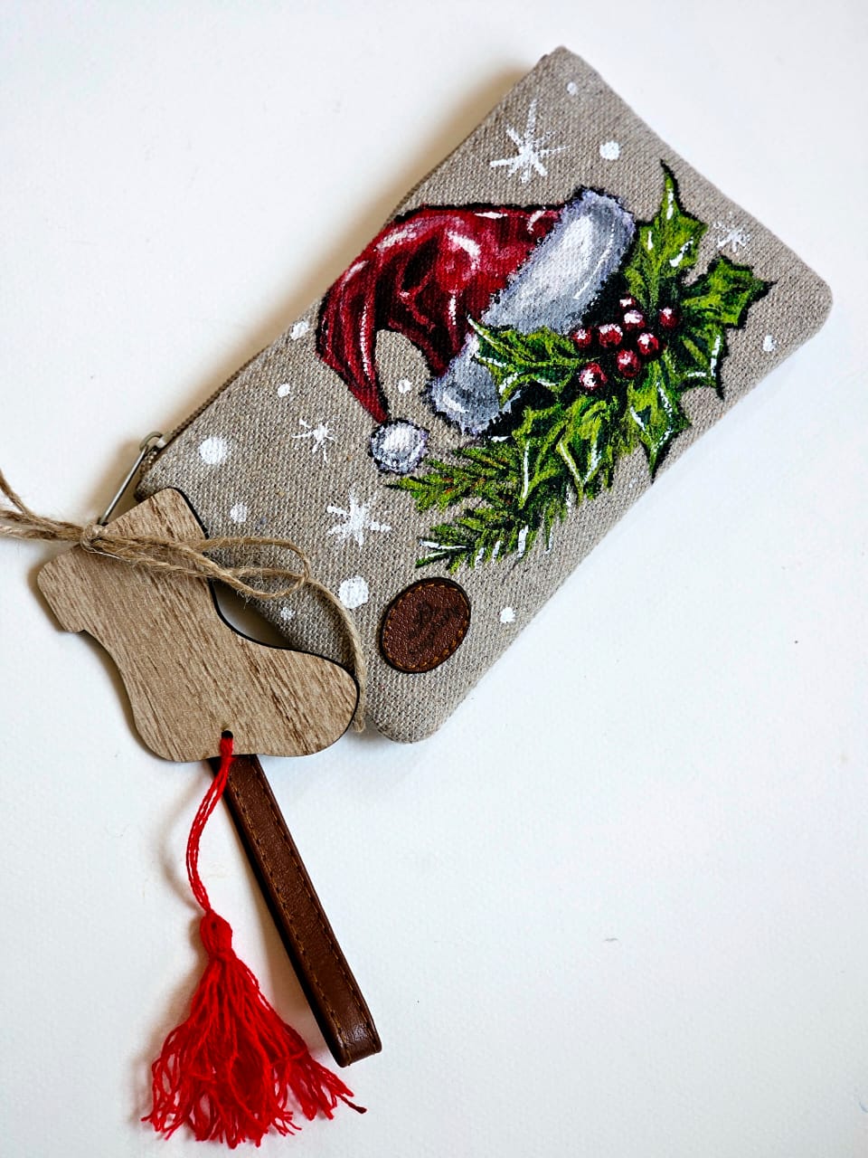 Mini Pouch X Santa's Hat