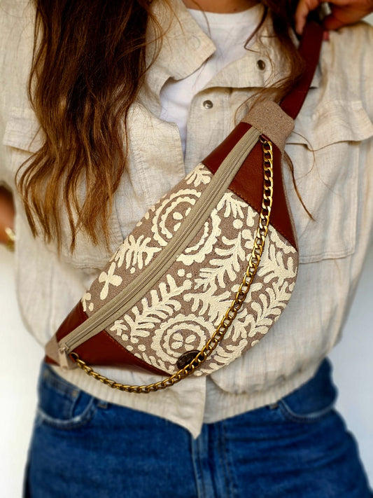 Fanny Pack Beige x Off White Drawings