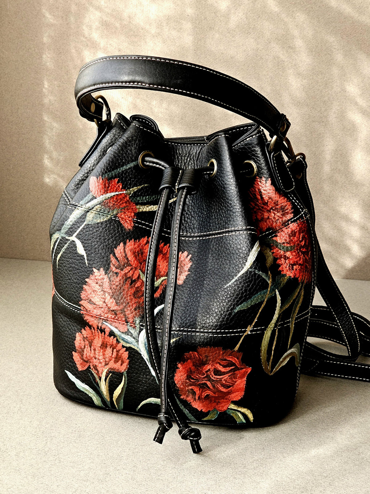Leather Bucket Bag X Red Flowers